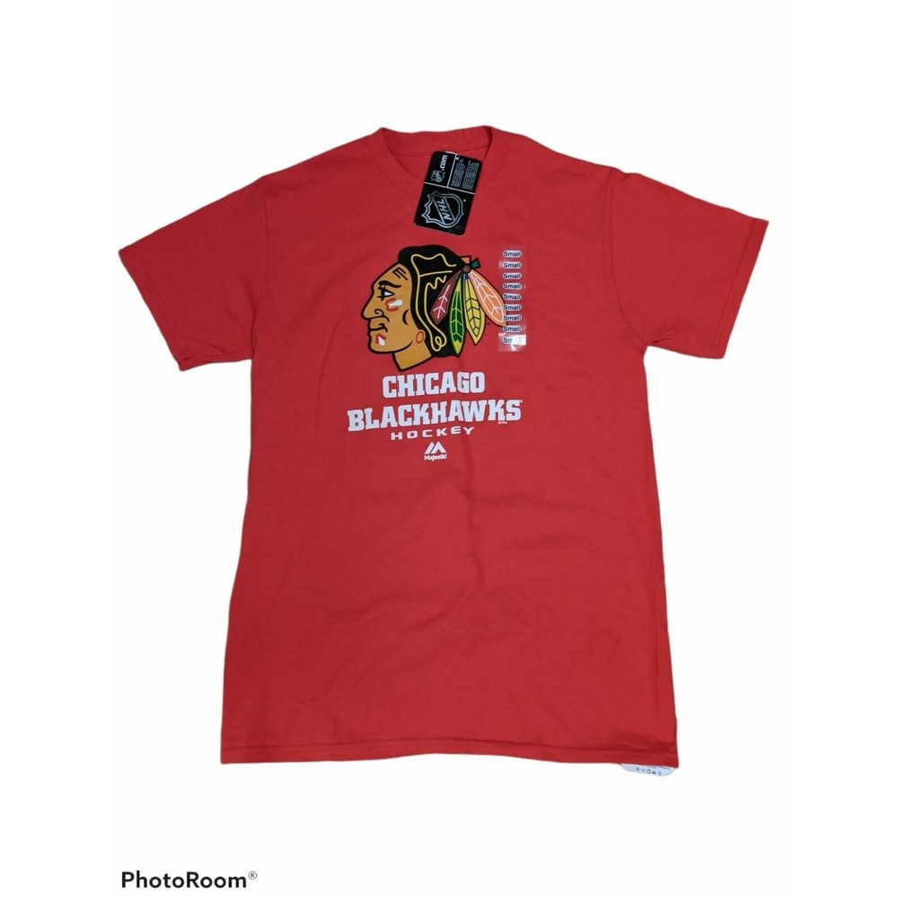 NWT NHL Chicago Blackhawks Red T Shirt  by Majestic Size Small